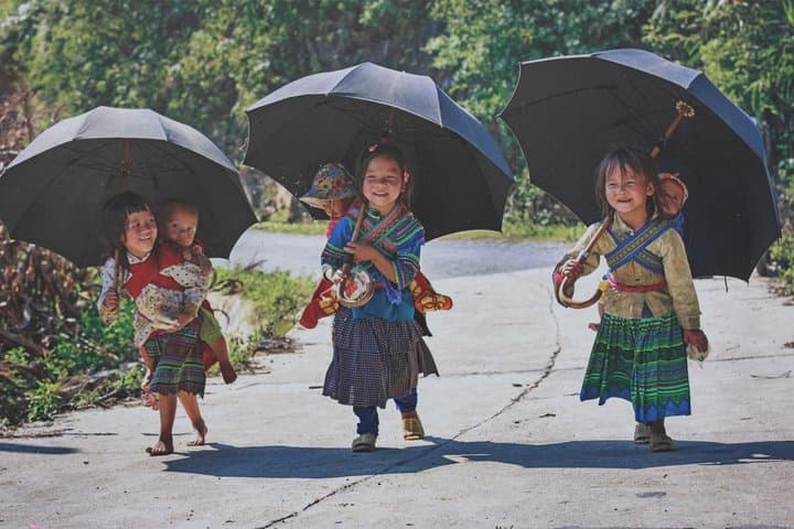 Sapa Easy Trekking: 2-Day Village Hike to Cat Cat, Lao Chai & Ta Van