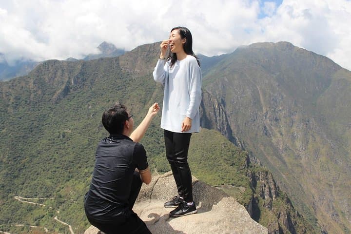 Machu Picchu & Huayna Picchu by Train: 2-Day Guide from Cusco photo 5