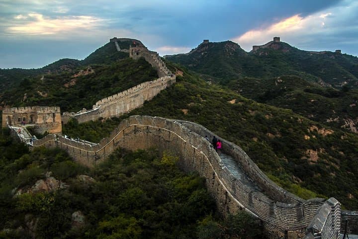 Light Hike on Jinshanling Great Wall: 6km Guided Day Trek from Beijing photo 2