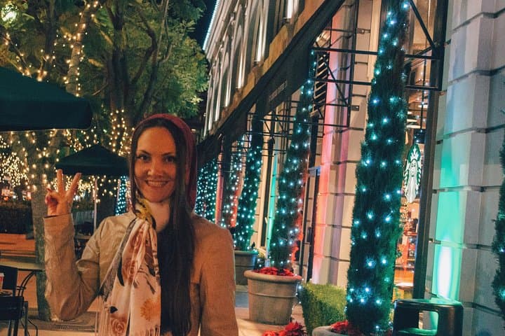 Private Christmas Markets Photo Walk in Pasadena & Glendale