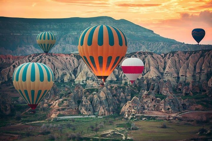 Private Cappadocia Red Tour: Göreme Open Air Museum, Devrent Valley & Uçhisar Views