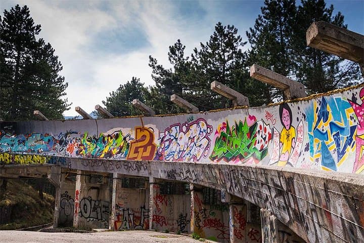 Sarajevo Street Art & Graffiti Workshop: Half-Day Urban Painting Tour