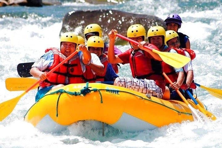 Rafting the Upper Urubamba: Chuquicahuana Class III Adventure from Cusco photo 2