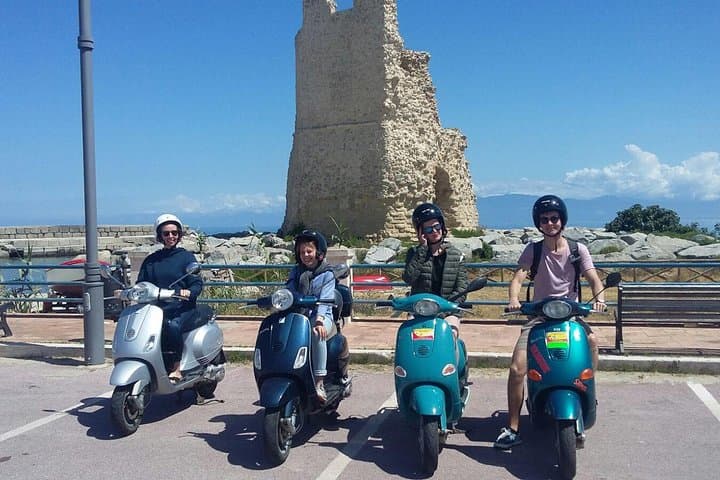 Costa Degli Dei Vespa Tour: Tropea, Capo Vaticano & Pizzo Half-Day Ride photo 1