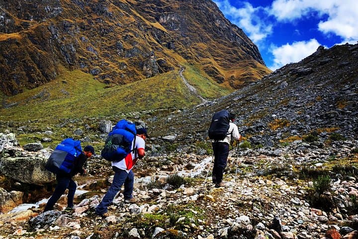 Salkantay Trek to Machu Picchu: 5-Day Classic High-Altitude Route photo 1