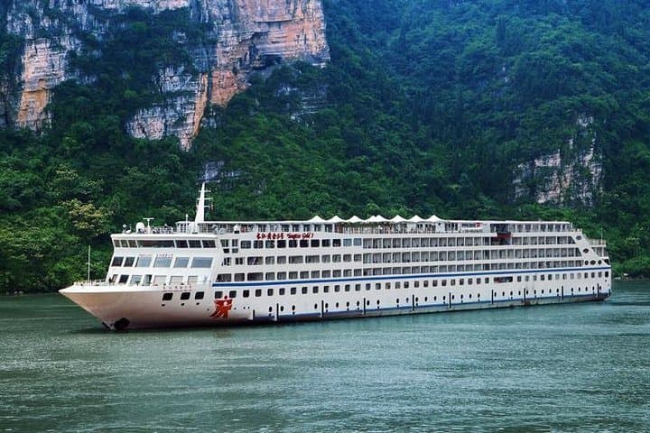 Yangtze River Cruise: Chongqing to Yichang 4-Day Three Gorges Journey photo 1
