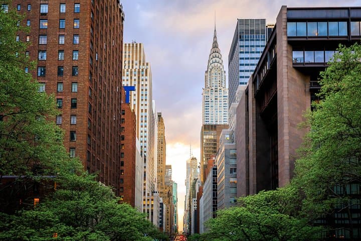 Explore New York City in One Day: Iconic Sights and Hidden Stories photo 2