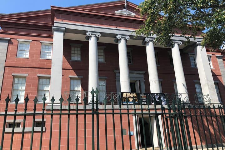 Exploring Creole Architecture in the Marigny: New Orleans Walking Tour
