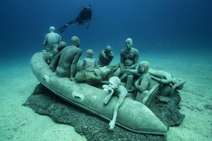 Museo Atlantico Underwater Sculpture Dive — Lanzarote's Submerged Art Park