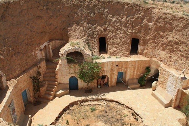 Southern Tunisia Discovery Tour - Matmata, Chenini & The Sahara photo 2