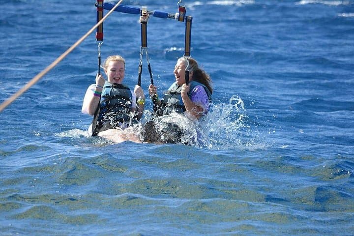 Maunalua Bay Parasailing: 600–800ft Hawaii Kai High-Flyer Adventure photo 3