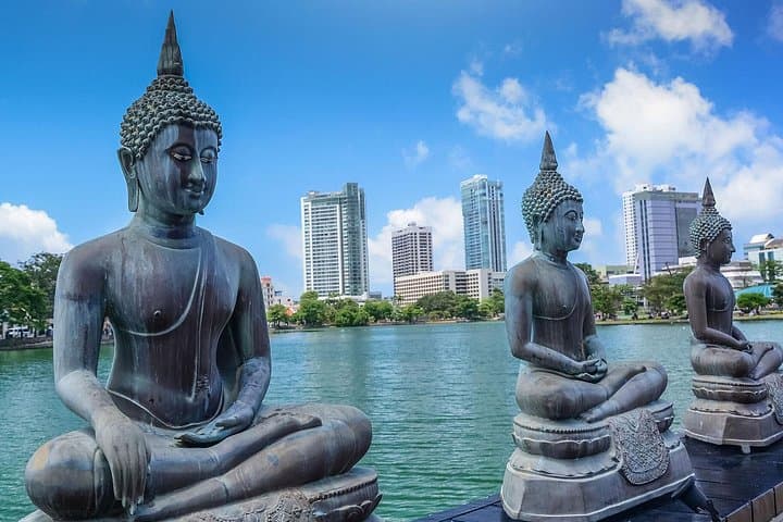 Private Colombo City Tour — 6-Hour Allion Car Experience with English-Speaking Driver photo 2