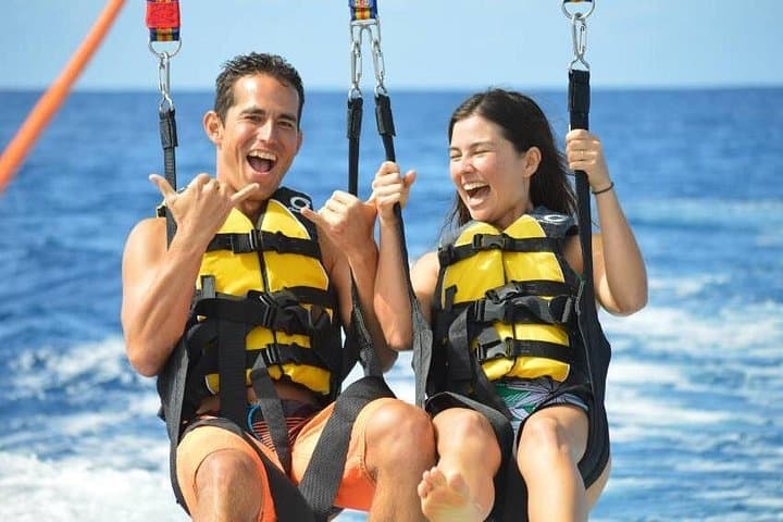 Maunalua Bay Parasailing: 600–800ft Hawaii Kai High-Flyer Adventure photo 5