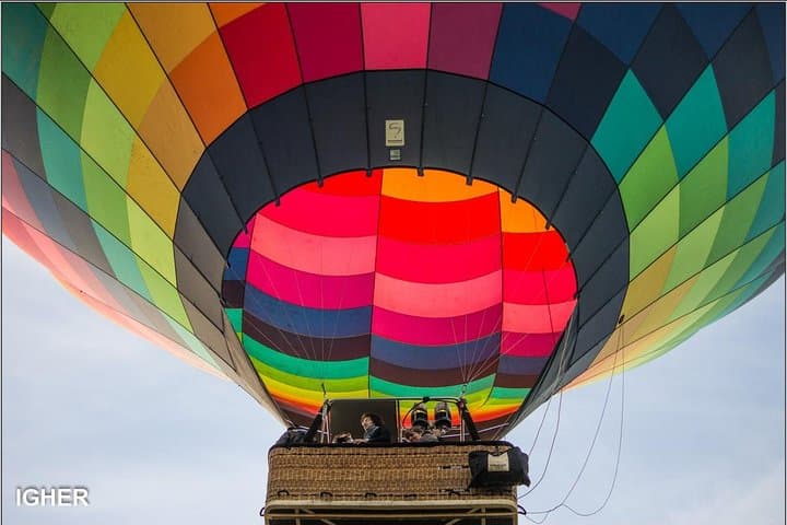 Sunrise Hot-Air Balloon Over San Colombano: Milan Weekend Adventure