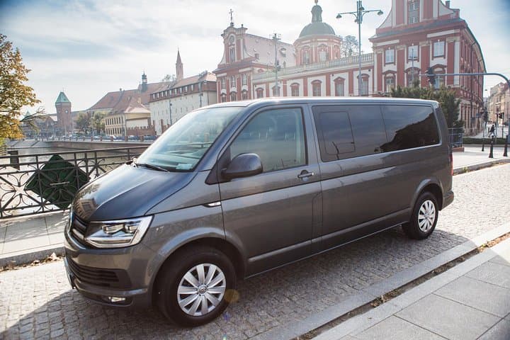 Private Transfer Wroclaw to Prague — Door-to-Door Comfort and Efficiency photo 2