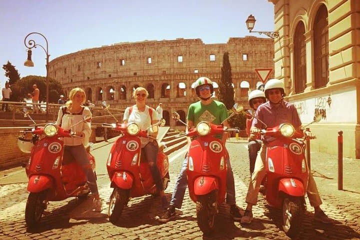 Drive a Vespa Through Rome: Self-Drive Scooter Tours of the Eternal City photo 2