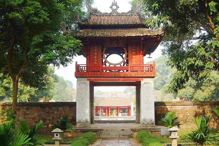 Highlight of Hanoi: 5-Day Hanoi, Halong Bay & Ninh Binh Adventure photo 1