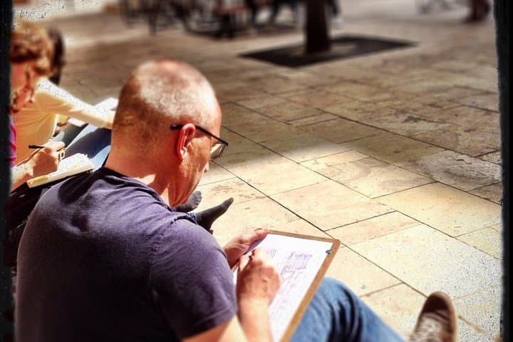 Urban Sketching in Budapest: Guided Walking Art Tour with a Local Artist photo 2