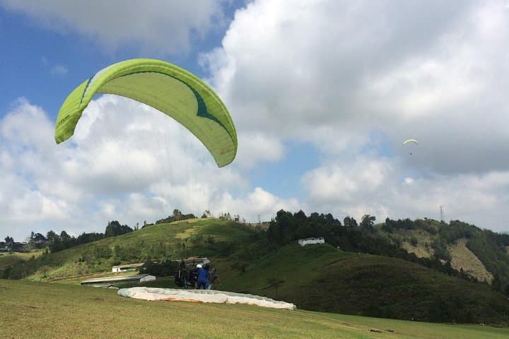 Andes Paragliding from Medellin — Tandem Flights Over the Aburrá Valley photo 6