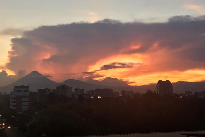 Guatemala City Full-Day Private Tour: Kaminaljuyu, Museums & Historic Center