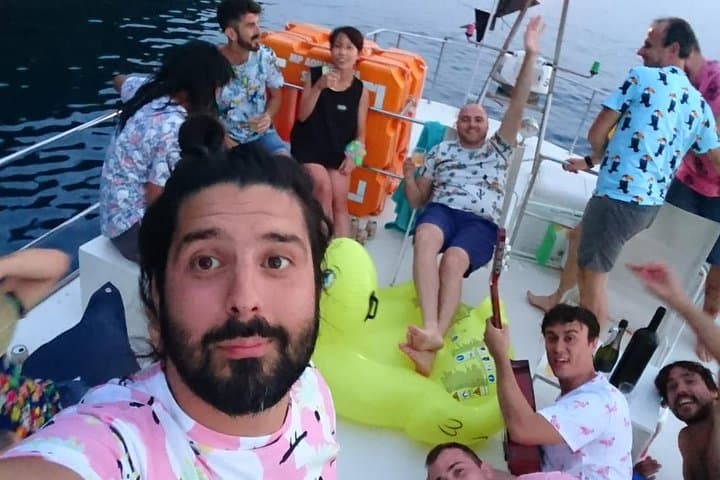 Cinque Terre Sunset Boat Tour: Aperitivo and Swim Along the Ligurian Coast photo 6