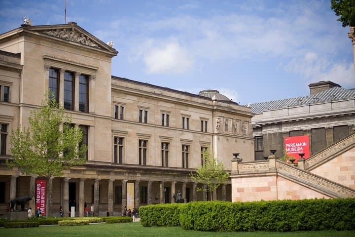 Private Berlin Walking Tour: Highlights, Hidden Gems & Historical Sights photo 4