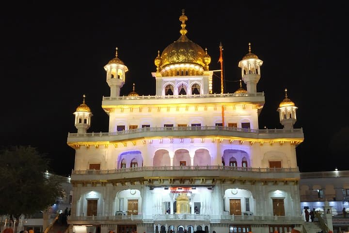 Golden Temple Tour Amritsar: Harmandir Sahib History, Langar & Backstage Access photo 3