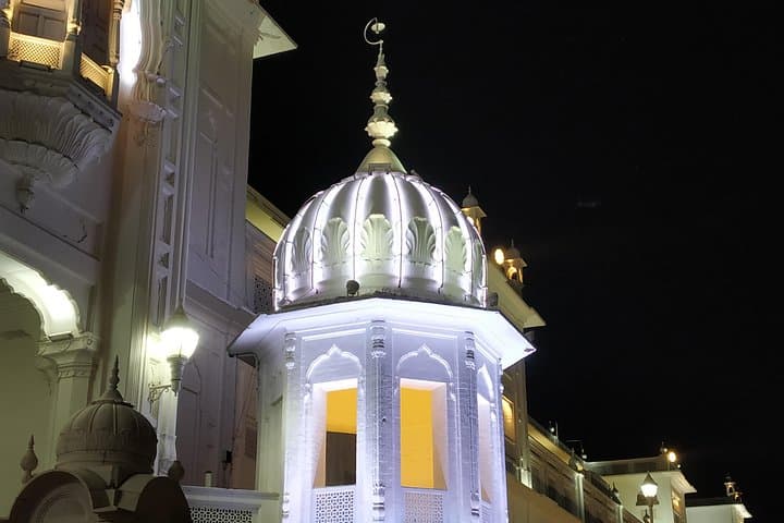 Golden Temple Tour Amritsar: Harmandir Sahib History, Langar & Backstage Access photo 4