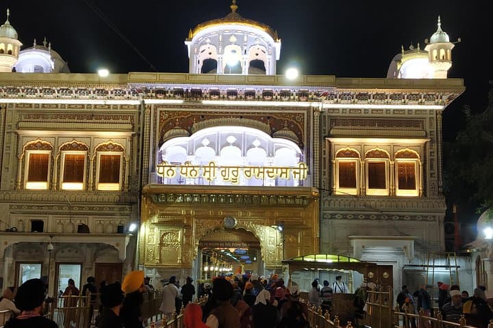 Golden Temple Tour Amritsar: Harmandir Sahib History, Langar & Backstage Access photo 6