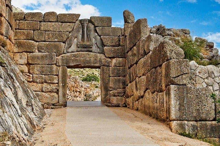 Private Day Tour to Blue Lake, Temple of Hera, Mycenae, Ancient Corinth & the Corinth Canal from Athens photo 5