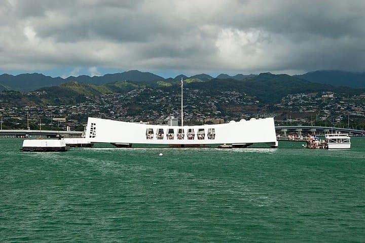 Pearl Harbor WWII Heroes Day Trip from Kona to Oahu photo 6