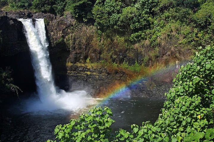 Exploring Hawaii Volcanoes National Park: Day Trip from Oahu with Helicopter Adventure photo 2