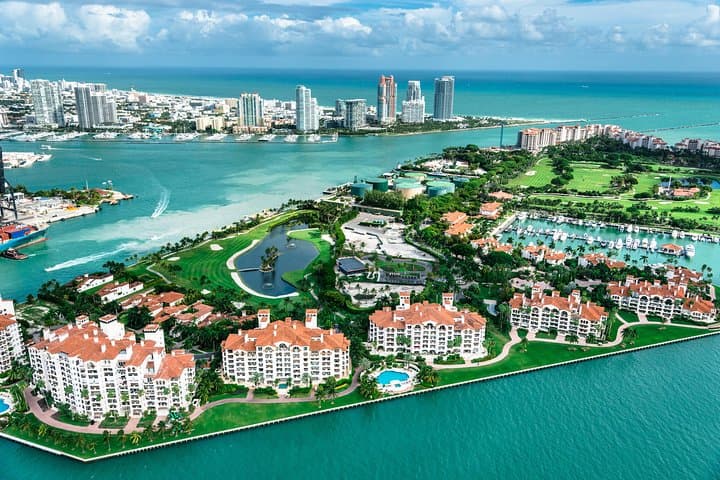 Miami Helicopter Tour with Champagne and Private Transfers: Aerial Views of the Magic City photo 5