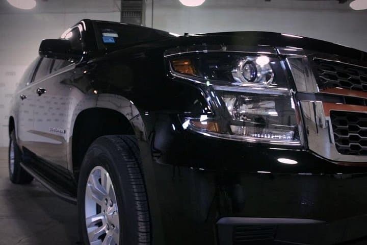 Private Luxury 6-Pax SUV Limo Transfer to/from Chicagoland Airports photo 1