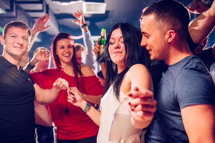 Edinburgh Party Pass: Queue-Jump Bar & Club Entry for Nightlife photo 2