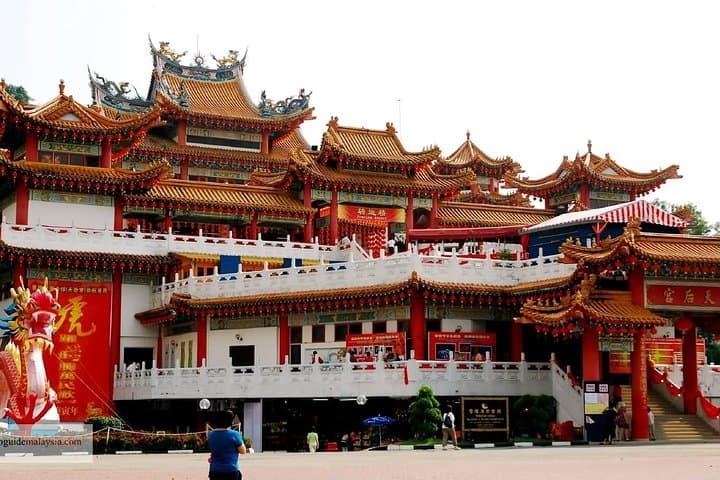 Customizable Private Kuala Lumpur Car Charter — Tailor-Made City Tours with Driver photo 6