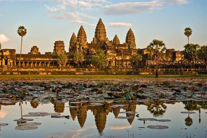 Private Angkor Wat Day Tour: Angkor Thom, Ta Prohm & Temple Highlights photo 3