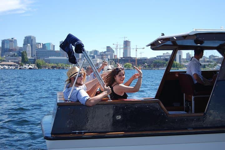 Private One-Hour Seattle Sightseeing Cruise on Lake Union — BYOB photo 2