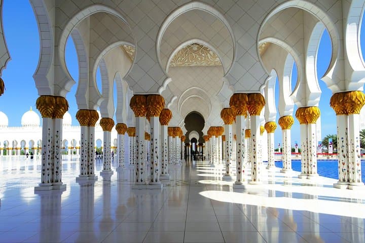 Abu Dhabi Day Trip: Sheikh Zayed Grand Mosque & Yas Island Drive photo 2