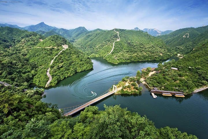 Huanghuacheng Water Great Wall: Private Full-Day Hike from Beijing photo 4