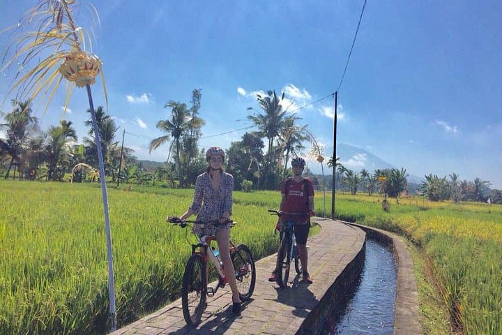 Cultural Ubud Ride: 25–30 km Cycling Tour of Ubud Temples, Rice Fields & Waterfall photo 2