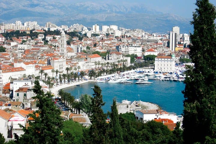 Zadar to Split Private Transfer with Optional Krka Stop