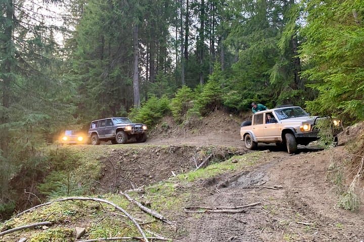 Off-Road to Ecem Peak: Full-Day 4x4 Tour in Romania's Eastern Carpathians photo 3
