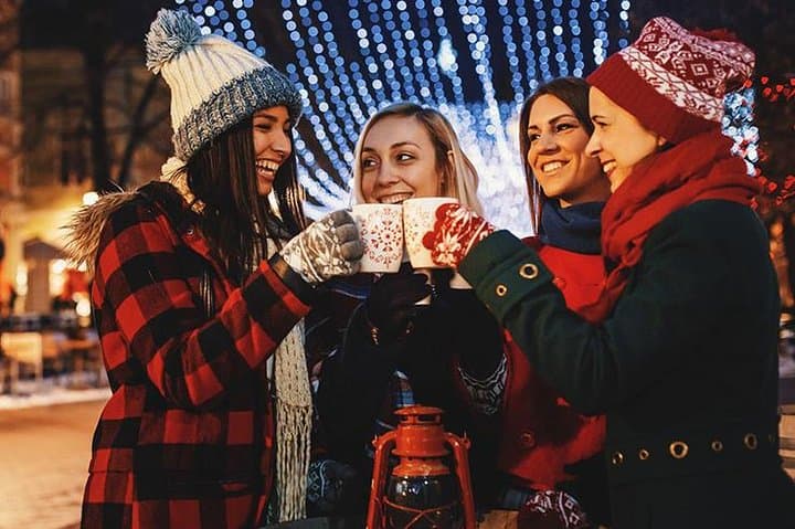 Lucerne Christmas Walking Tour — Chapel Bridge, Markets & Gingerbread