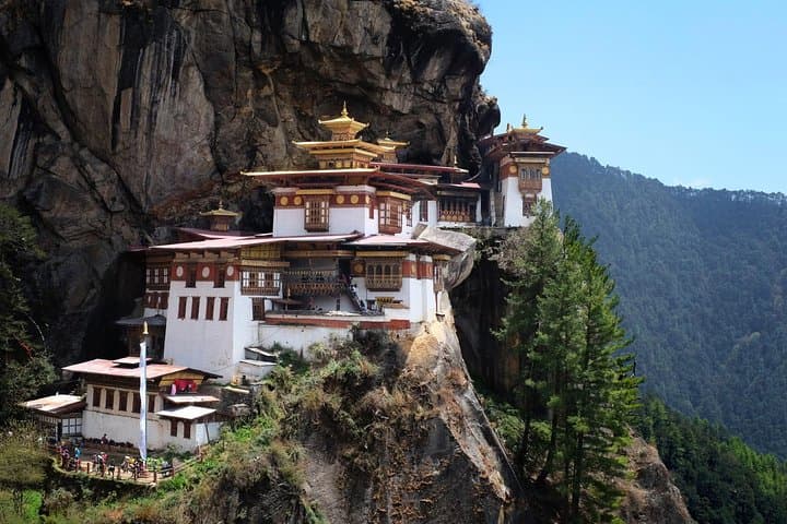 Bhutan Highlights Tour: 2 Nights in Paro & Thimphu with Tiger's Nest Hike