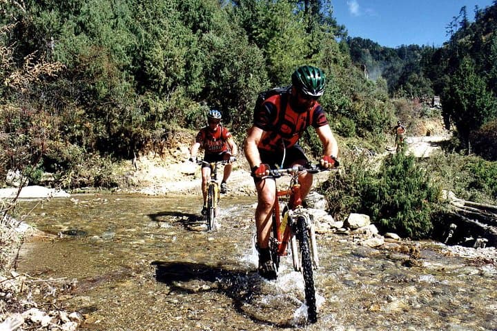Kathmandu to Nagarkot Extreme Mountain Biking Day Tour — 35 km, 2,100 m Viewpoint photo 2