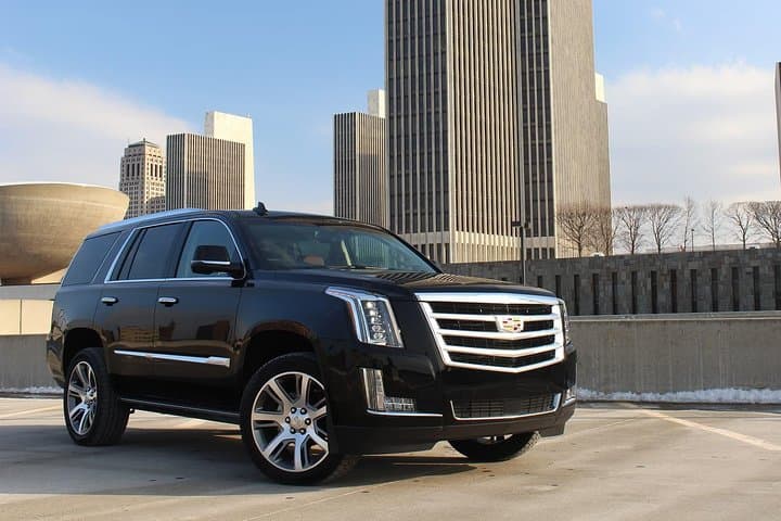 Chicago O'Hare to Downtown Private Luxury SUV Transfer photo 2