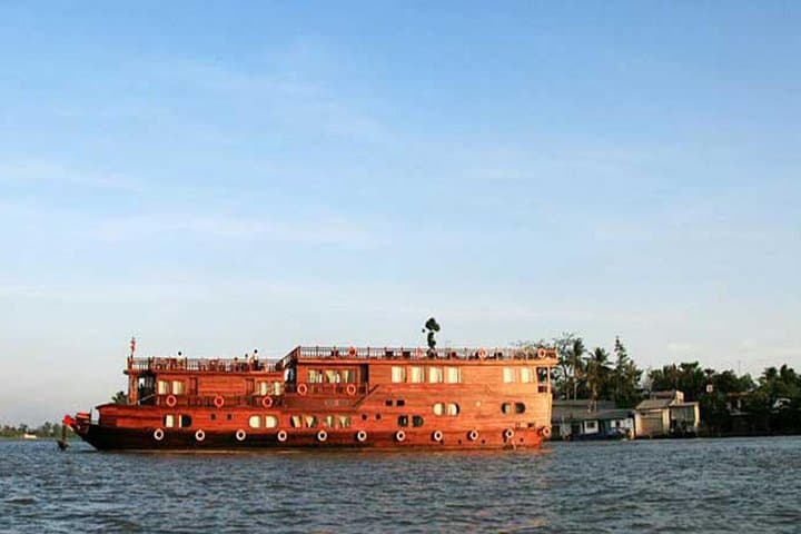 Mekong Eyes 2-Day Delta Cruise: Overnight Cai Be to Saigon River Journey