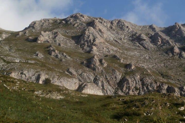 4-Day Pirin Trek: Hike Vihren, Bunderishki Lakes & Melnik Wine photo 2