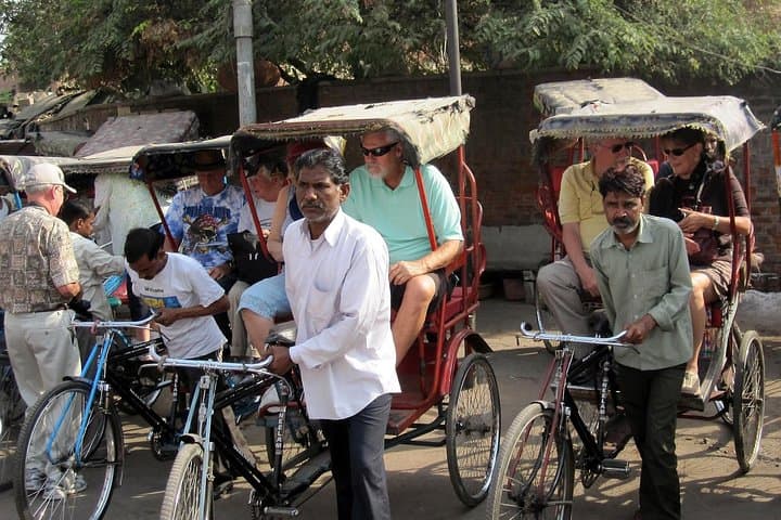 Akshardham Temple: Evening Fountain Show and Rickshaw Ride through Old Delhi photo 3